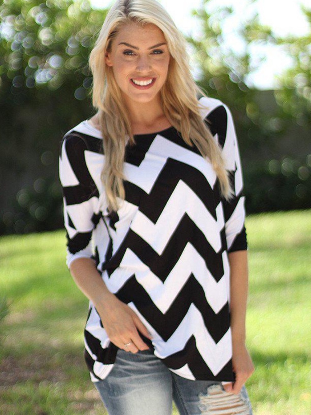 Rue21 Black and White Chevron Pattern High Low Short Sleeve Top